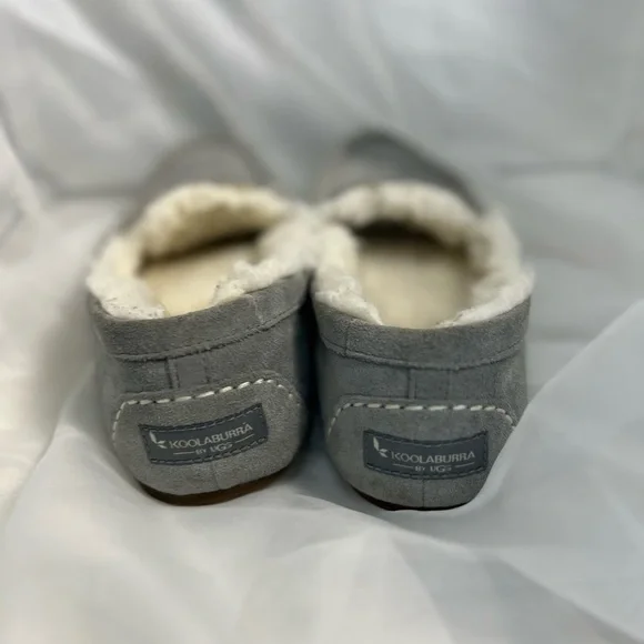 Koolaburra by UGG Grey Cream Plush Slippers Moccasins Size 7 - Picture 5 of 9